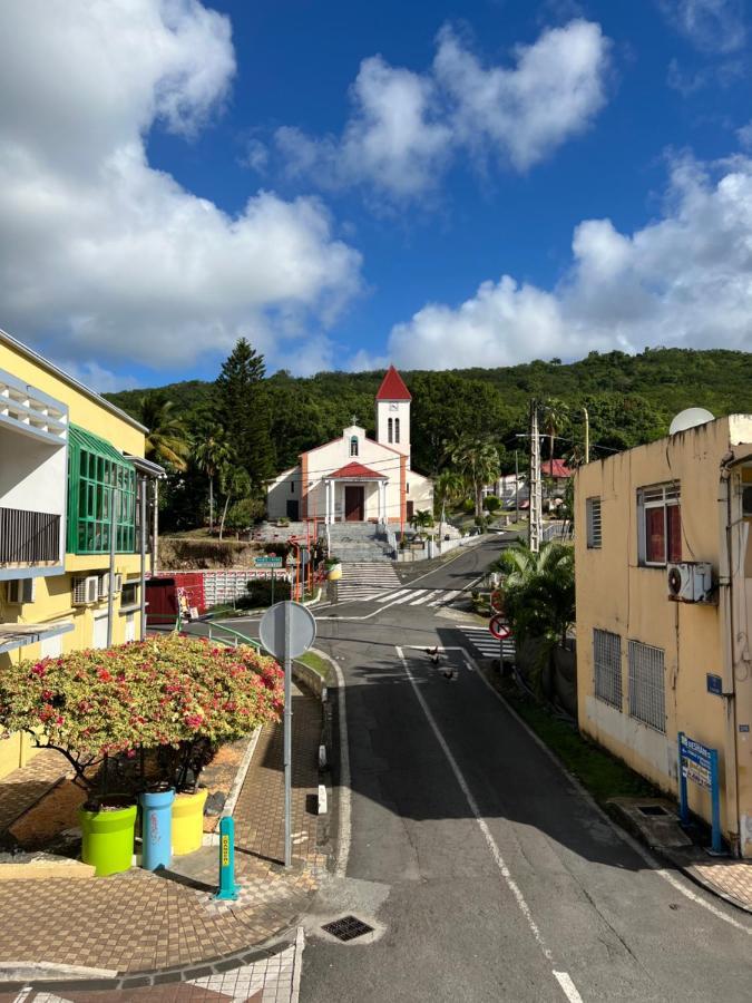 Ti Cabanon. Appartement Vue Mer A Deshaies. Exterior photo